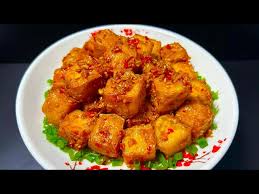 Fried tofu with lemongrass
